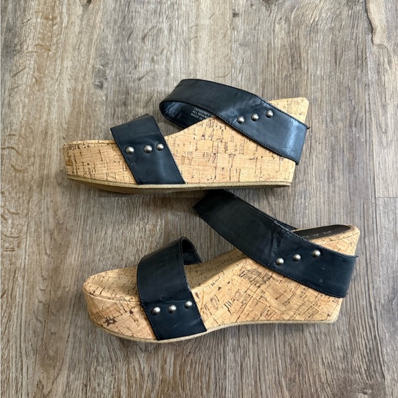 Rampage • Quandrey 2 Strap Wedge Sandals - Picture 5 of 10